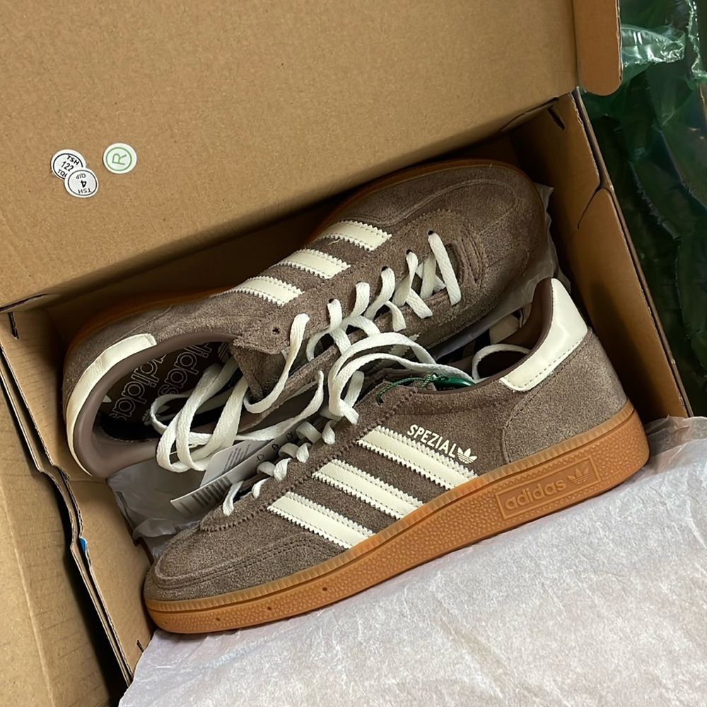Spezial Earth